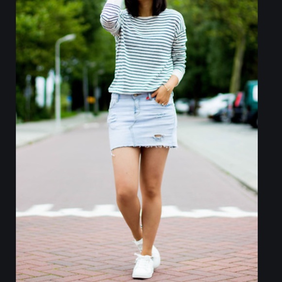 πFall Fashion, HPπVintage denim pencil fit skirt - Picture 2 of 9